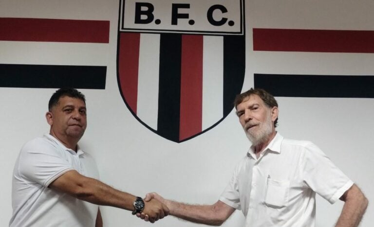 Eduardo Esteves e Hermenegildo De Martin protocolam chapa pela presidência do Botafogo FC