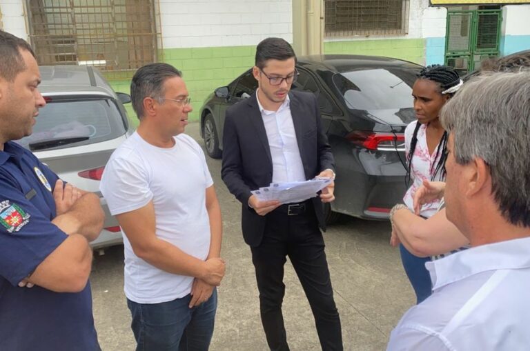 Escola de Cubatão passa por vistoria após ser alvo de vandalismo