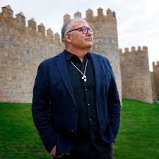 Guilherme Arantes se apresenta no Theatro Pedro II nesta quinta