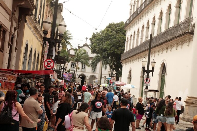 Fresno fecha com chave de ouro o Santos Festival Geek