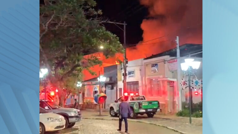 Incêndio destrói bar na cidade de Socorro