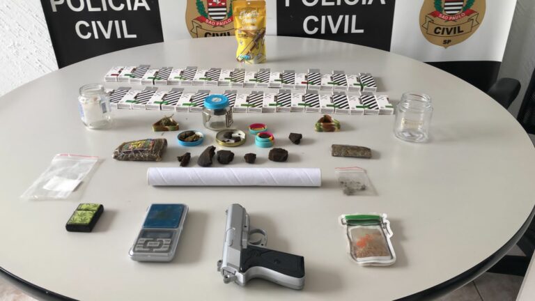 Suspeita do tráfico na Zona Noroeste de Santos é presa