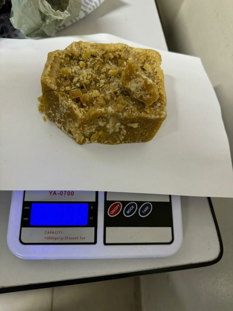 Homem com tijolo de crack é preso em Andradina