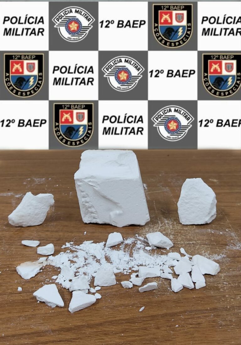 Baep prende mulher com cocaína em Araçatuba