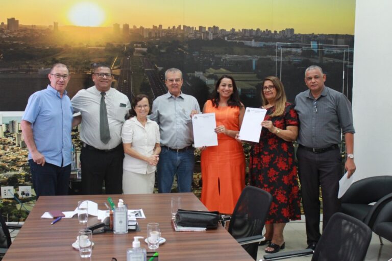 Ritinha Prates recebe terreno doado pela prefeitura de Araçatuba