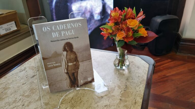 Livro sobre a vida de Pagu é lançado na Pinacoteca de Santos