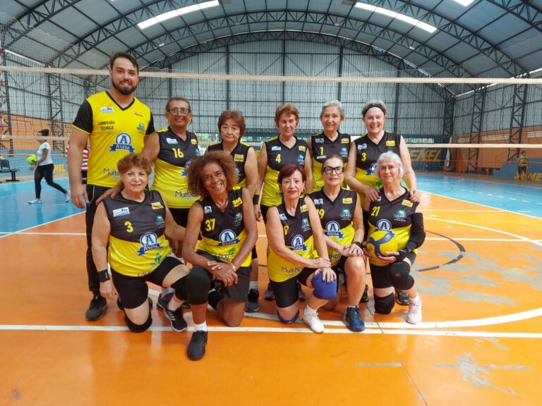Vôlei Adaptado de Araçatuba brilha em competição de Lins