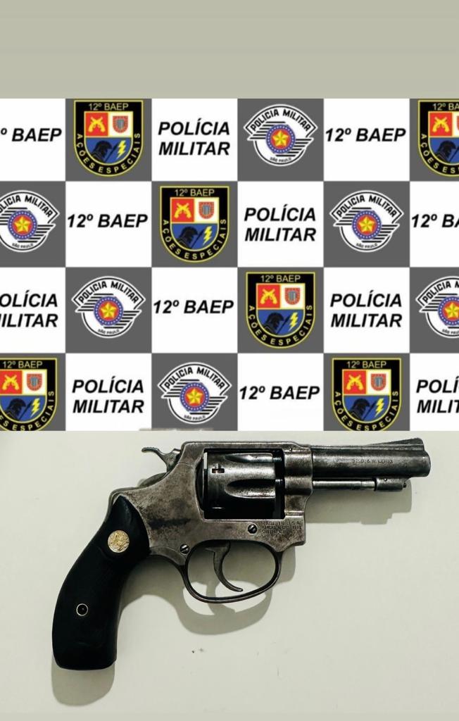 Operação Policial em Penápolis resulta em prisão por posse ilegal de arma de fogo