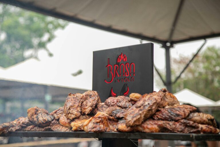 Evento terá cardápio de carnes de churrasco nobres e exóticas.