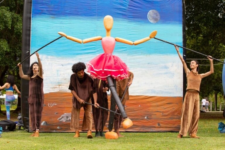 Programação terá atividades e espetáculos de arte.