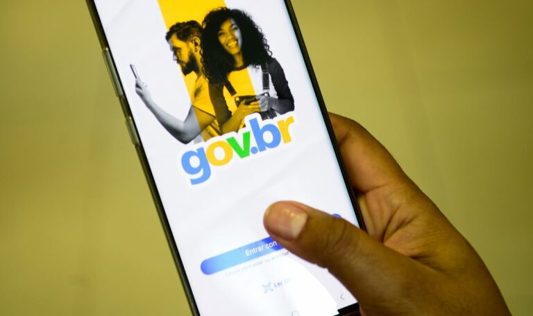 Governo lança programa de renegociação do FIES a partir desta terça-feira