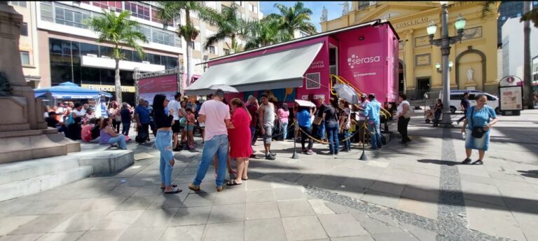 Feirão "Limpa Nome" da Serasa permanece aberto neste feriado