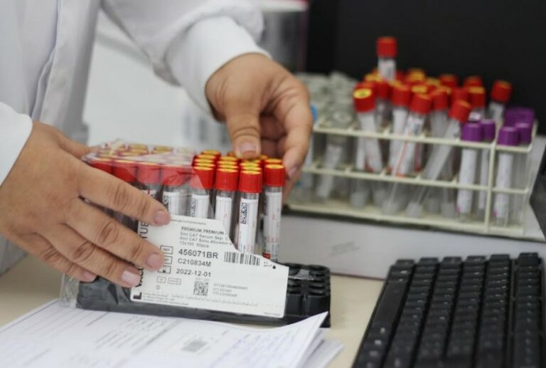 Dia D do Novembro Azul leva vacinação para 25 policlínicas de Santos