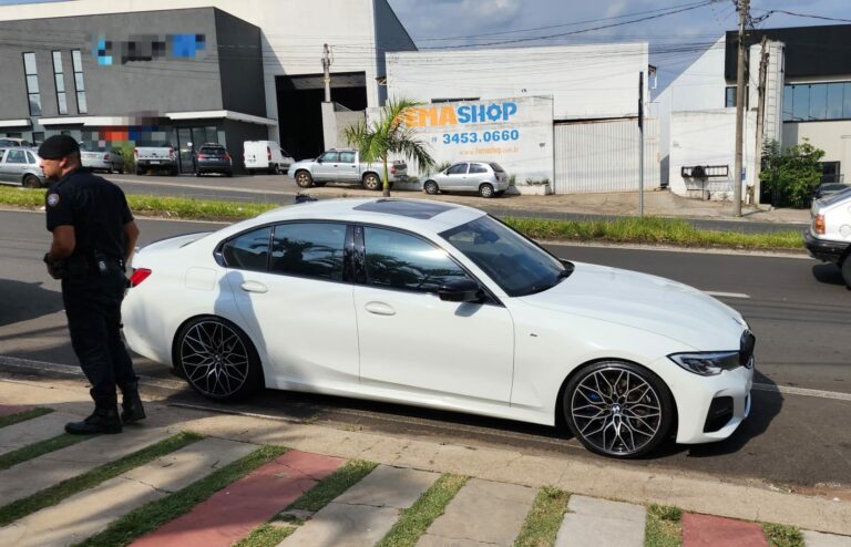 Guarda flagra racha com BMWs em Limeira