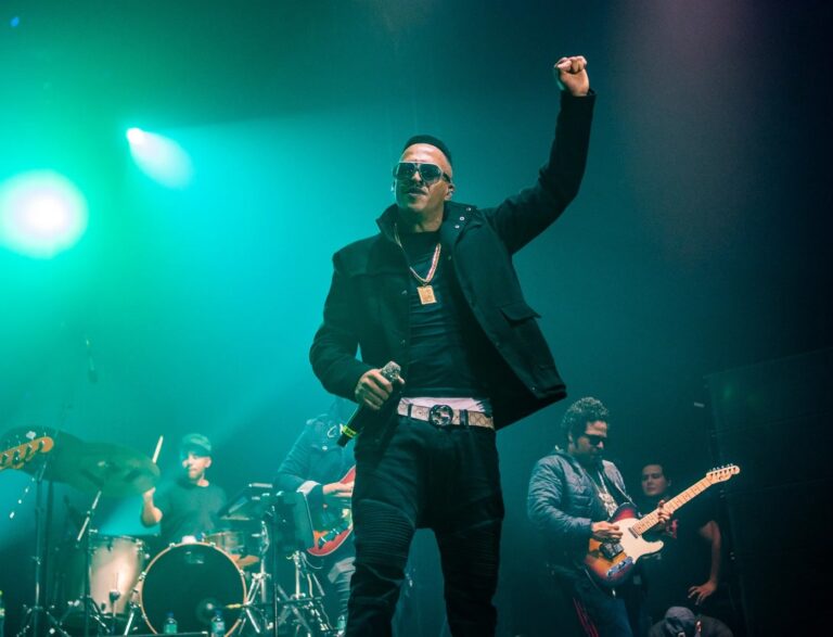 Maior honraria da Unicamp é concedida a Racionais MC's