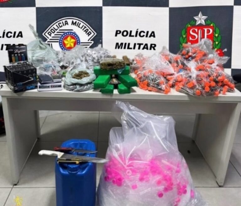 Polícia encontra esconderijo com mais de 16 kg de drogas