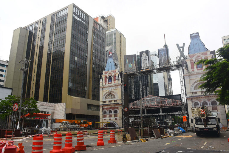 Virada na Av. Paulista terá contagem regressiva ao som de ‘Evidências’, de Chitãozinho e Xororó