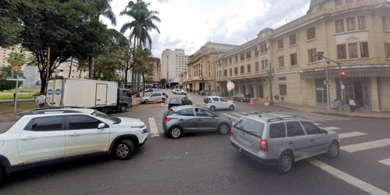 “Vai pegar ladrão” | Vendedor ambulante ataca fiscal com óleo quente