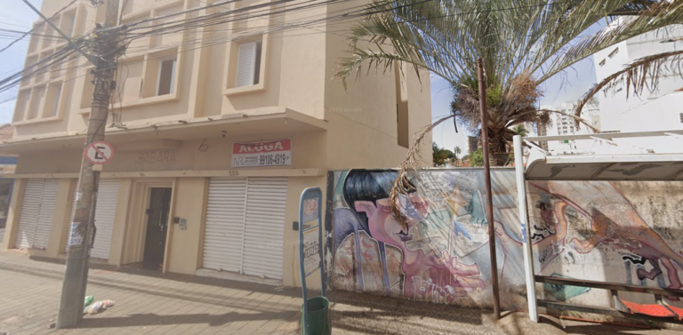 Mulheres são flagradas em ato de pichação e BO é registrado