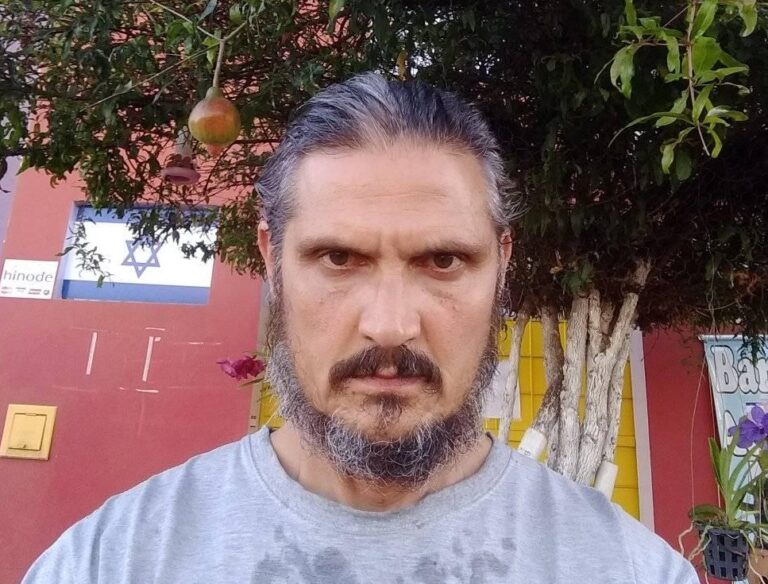 Comerciante é morto a pauladas após discussão com vizinho