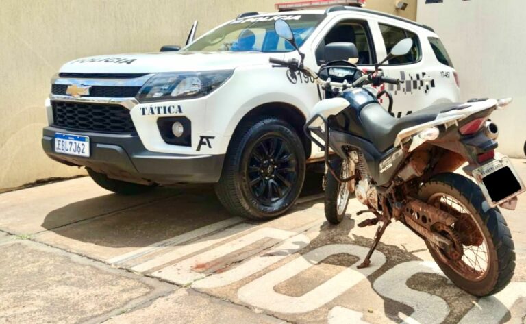 Polícia Militar recupera motocicleta furtada em Andradina