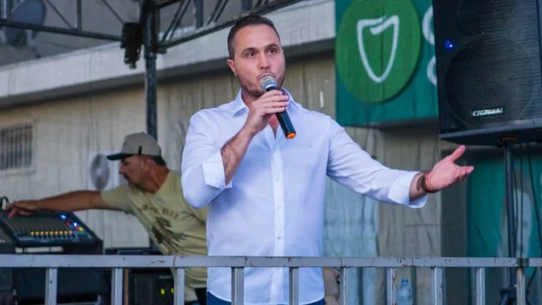 Prefeito do interior de SP sofre atentado a tiros