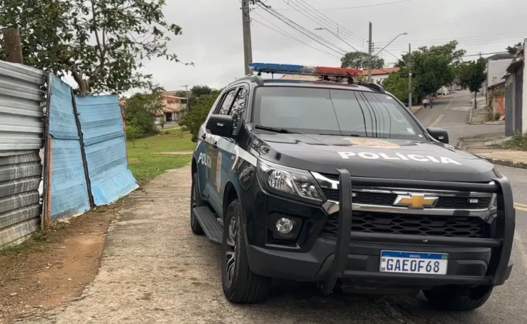 Homem mata namorado da mãe com barra de ferro no interior de SP