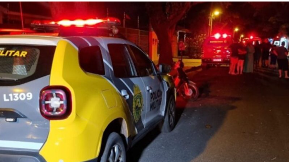 O que se sabe sobre o triplo assassinato em ceia de Natal; pai e filho morreram abraçados