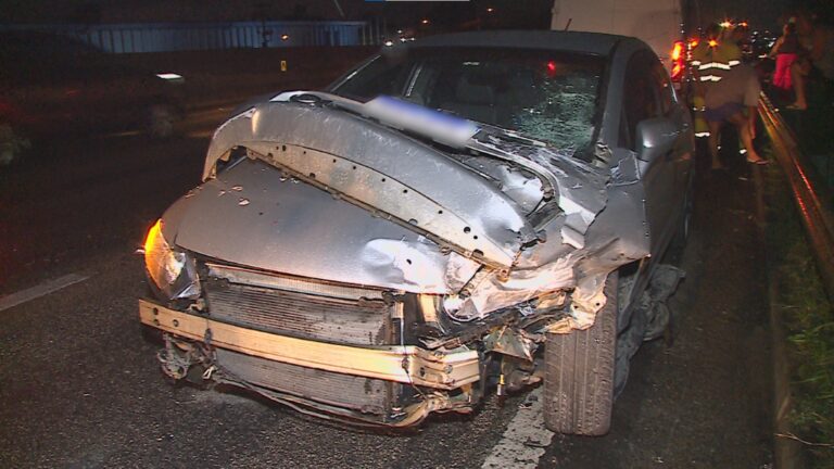 Engavetamento causa estragos em veículos na Santos Dumont