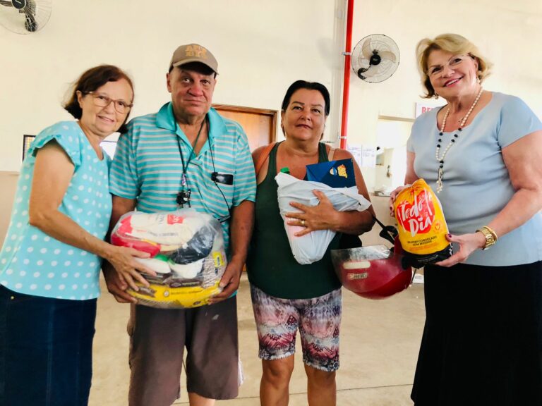 Araçatuba inicia ação solidária de natal com distribuição de cestas básicas