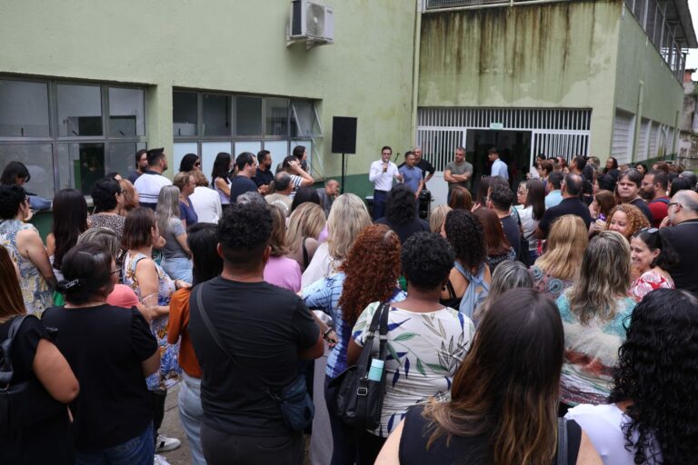 Prefeitura de Cubatão anuncia reajuste de 30% no salário dos gestores da Educação