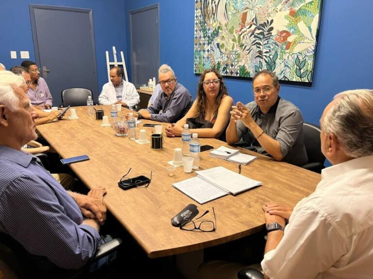 Santa Casa de Araçatuba discute possível retorno do atendimento ao Iamspe