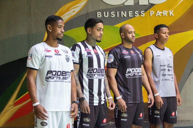 Comercial divulga novos uniformes e patrocinadores