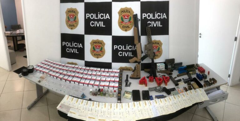 Homem é preso com armas de fogo, anabolizantes e metanfetamina no litoral de São Paulo