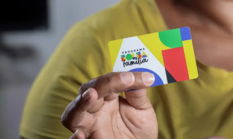 Bolsa Família começa a ser pago nesta segunda-feira (18)