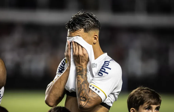 Santos é rebaixado pela primeira vez no Brasileiro