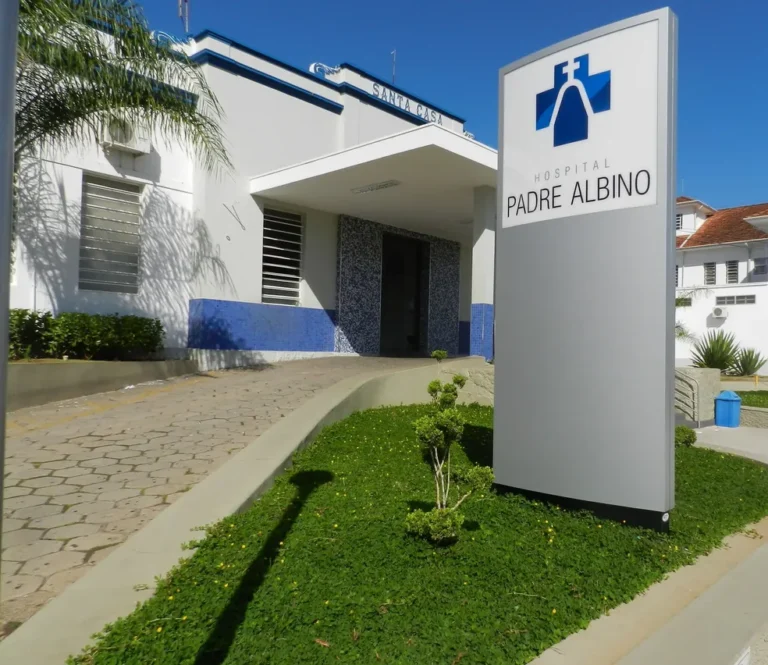 Menina denuncia pai por estupro após assistir palestra em escola