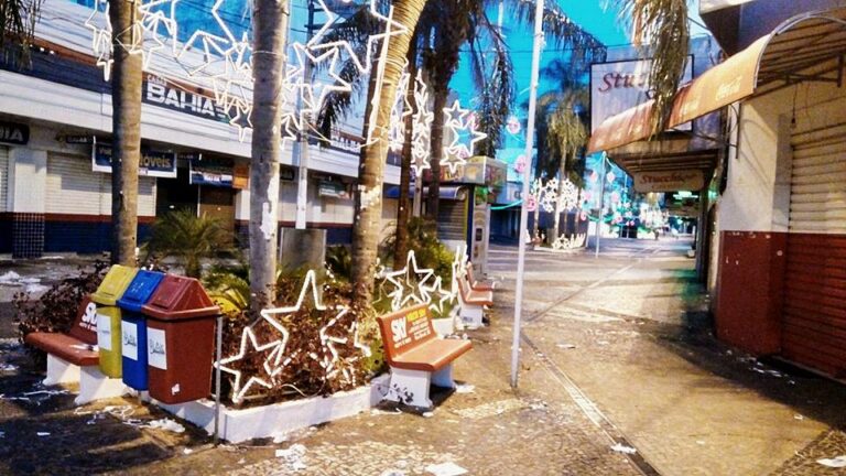 Confira o horário de funcionamento do comércio até o dia 24 nas principais cidades da região