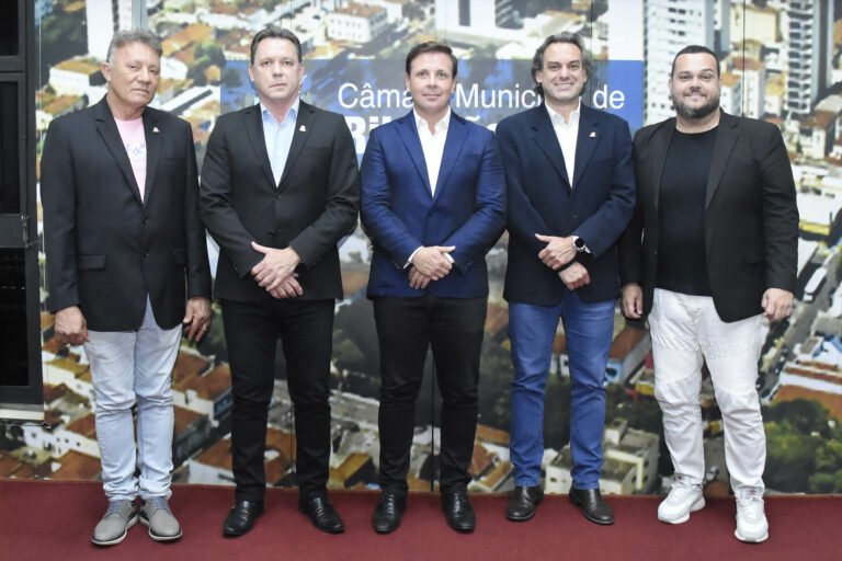 Nova mesa diretora da Câmara de Ribeirão Preto está formada