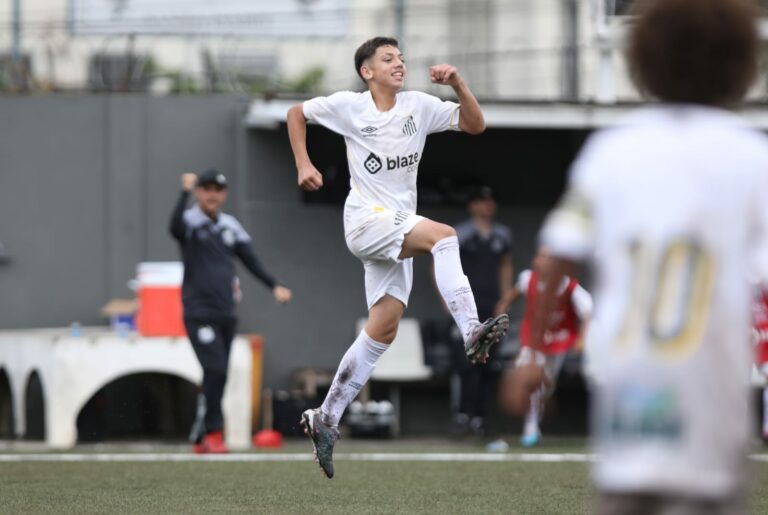 Nascido em Limeira, promessa do Santos se inspira em Neymar