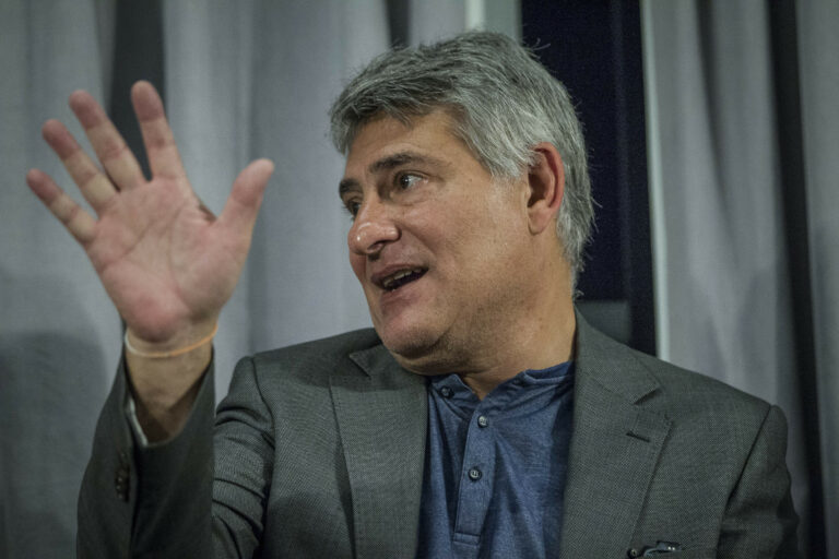 Cléber Machado diz que Dorival Jr deve melhorar, mas não ‘sacudir’ a seleção