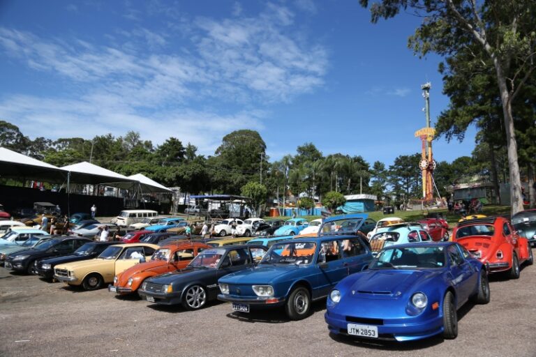 Encontro de carros antigos