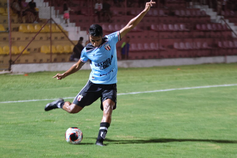 Botafogo perde no último lance e está fora da Copinha