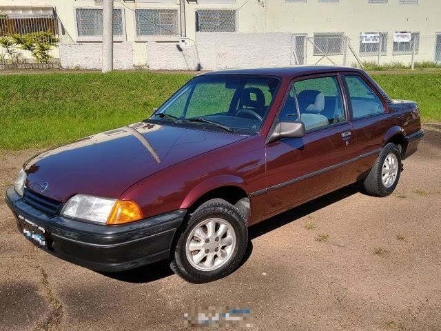 Fiel vai à missa, perde o carro por furto e agradece a Deus 