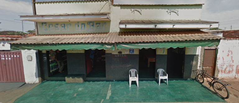 Após briga em bar, homem leva tiro de raspão na cabeça e quebra o maxilar