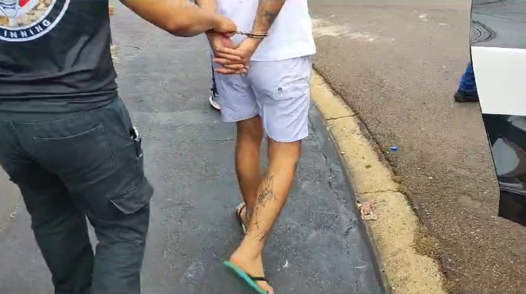 Vídeo | Polícia prende “um dos grandes comerciantes de varejo de drogas” em Ribeirão Preto