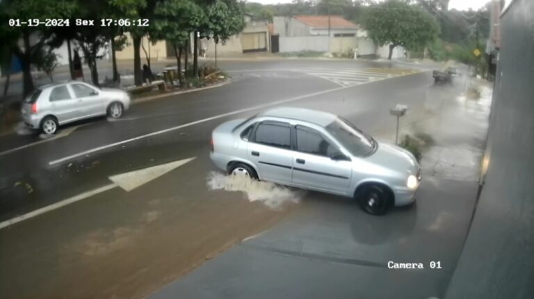 Temporal deixa duas pessoas mortas por afogamento no interior de SP