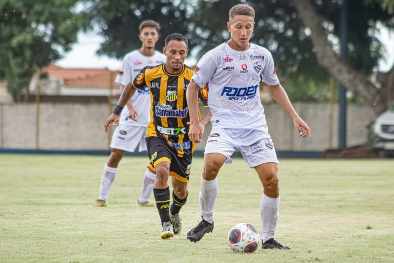 Comercial larga mal na Copinha