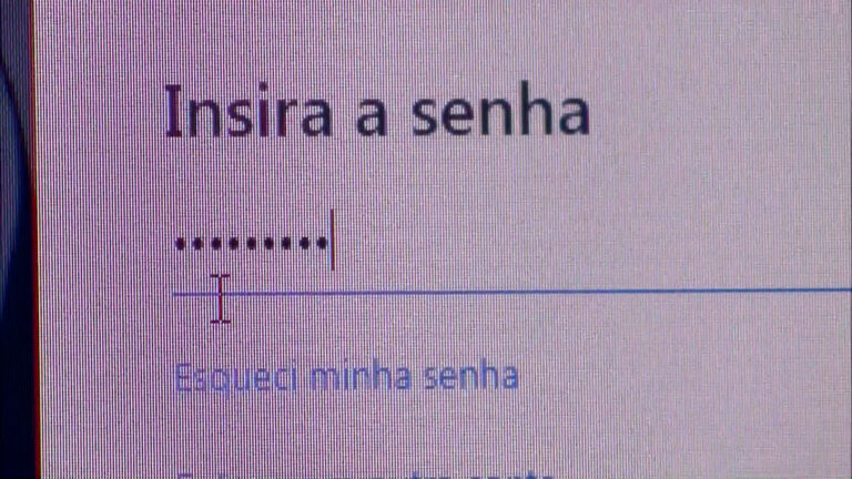 Mulher cai em golpe e sofre prejuízo de R$ 5 mil