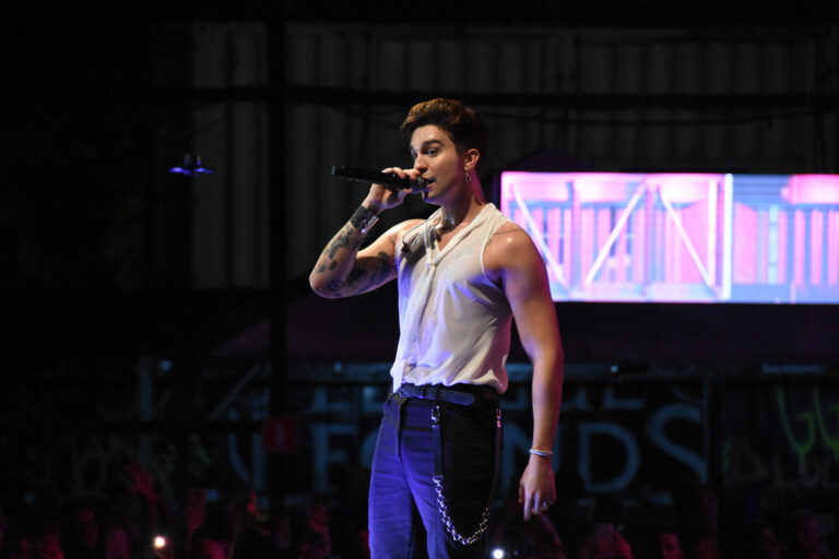 Estação Verão Show traz a Praia Grande Alexandre Pires, Luan Santana e João Gomes